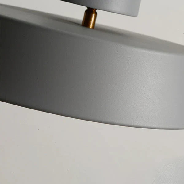 Okrągła lampa sufitowa z trójkolorowym oświetleniem LED