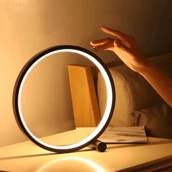 Aluminiowa lampa stołowa LED o okrągłym designie - Czarny