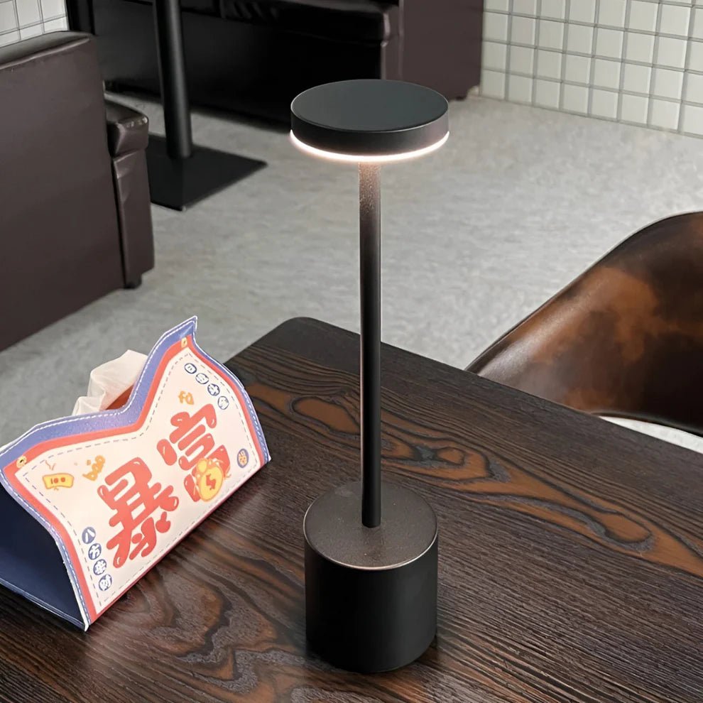 Bezprzewodowa lampa stołowa – Styl retro – Ładowanie USB - Czarny