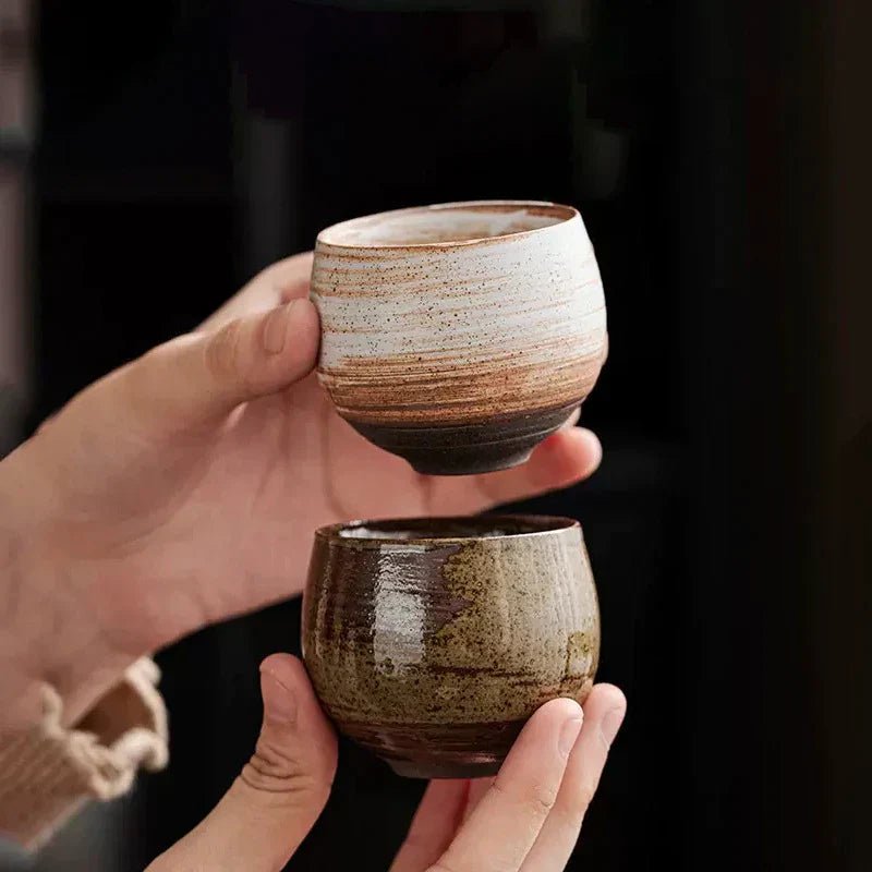 Ceramiczna filiżanka do espresso o rustykalnym wykończeniu - E