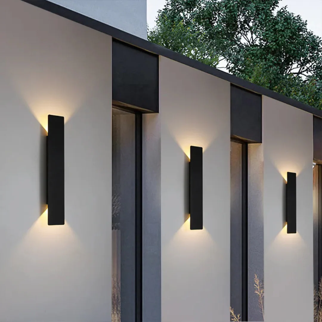 Aluminiowa lampa ścienna zewnętrzna – LED – Nowoczesny design