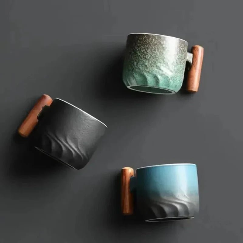 Kubek Ceramiczny z Drewnianym Uchem - C