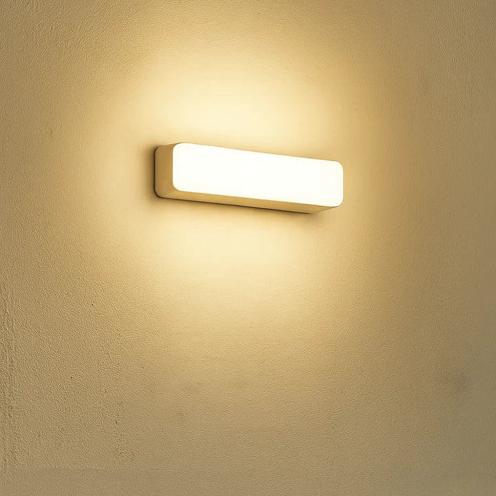 Lampa nad lustro o nowoczesnym montażu ściennym - Ciepła biel