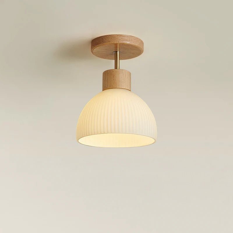 Lampa sufitowa z drewna, żelaza i szkła -