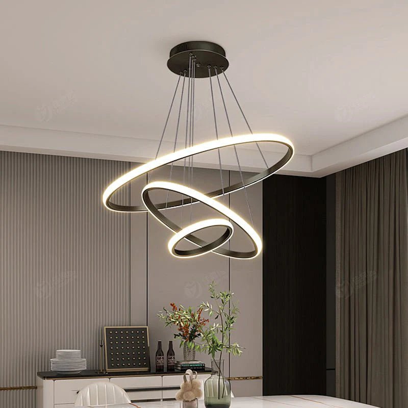 Lampa Wisząca LED z Okręgami – Model Nad Stół - Złoty