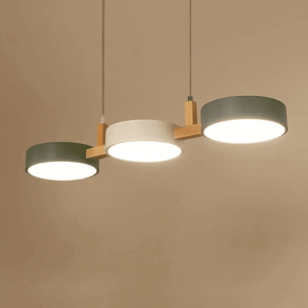 Lampa wisząca z metalową konstrukcją i drewnianym elementem - Zielony