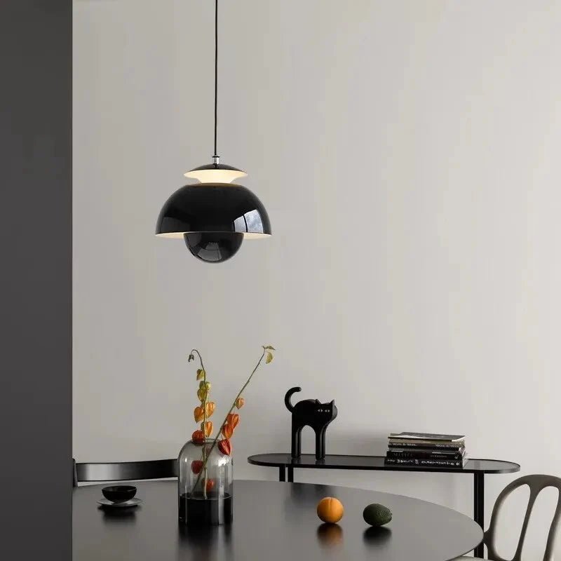 Skandynawska lampa wisząca LED w stylu kwiatowym -
