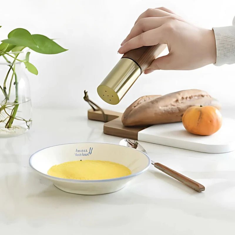 Zestaw Młynek i Solniczka z Drewna i Stali -