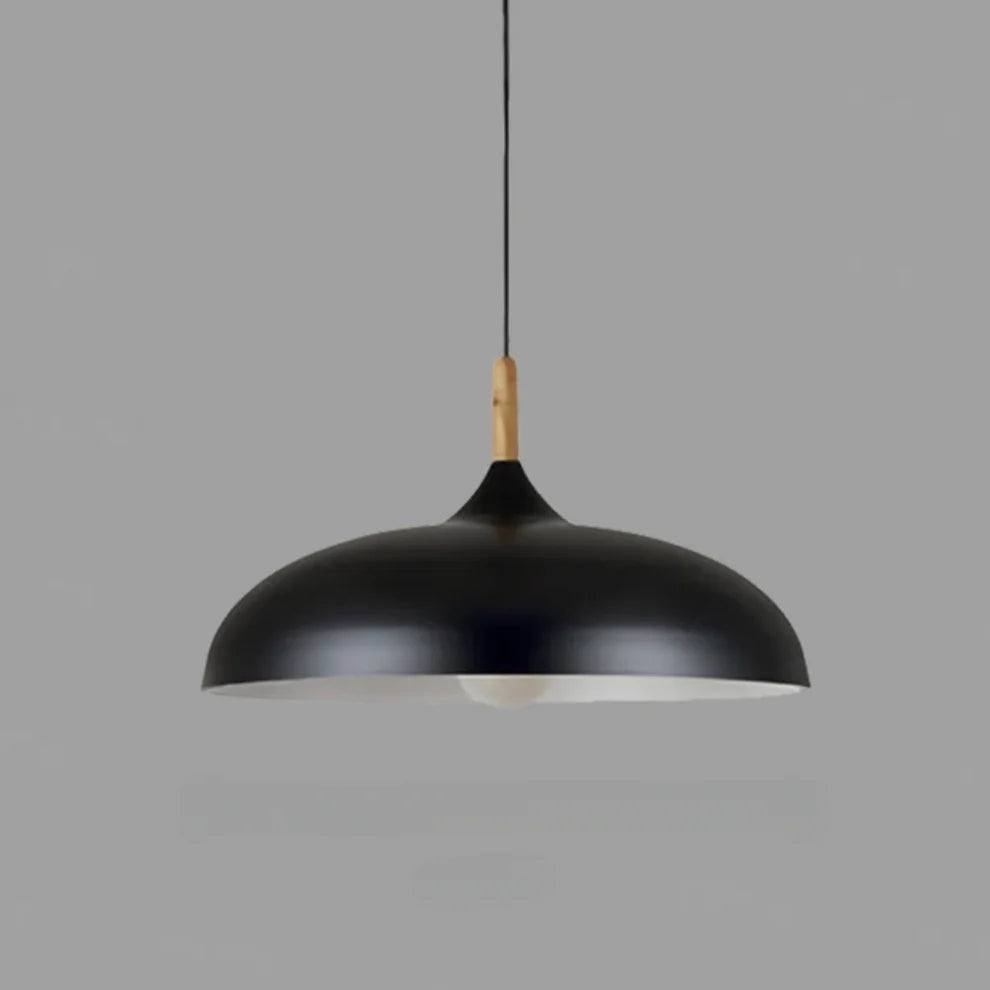 Wisząca lampa z drewna i aluminium