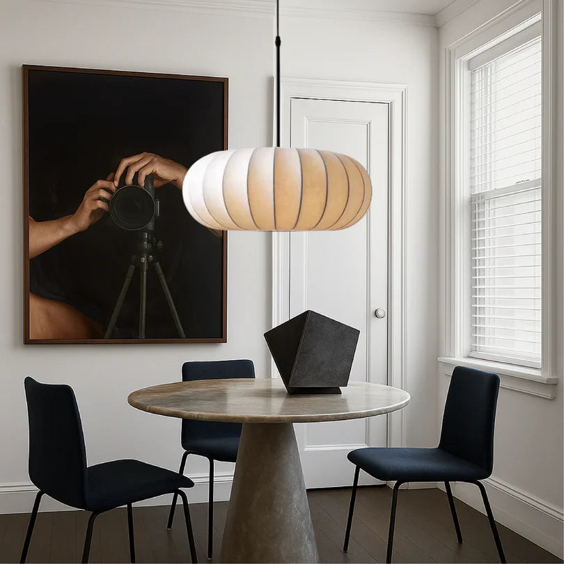 Lampa Wisząca z Metalu i Tkaniny