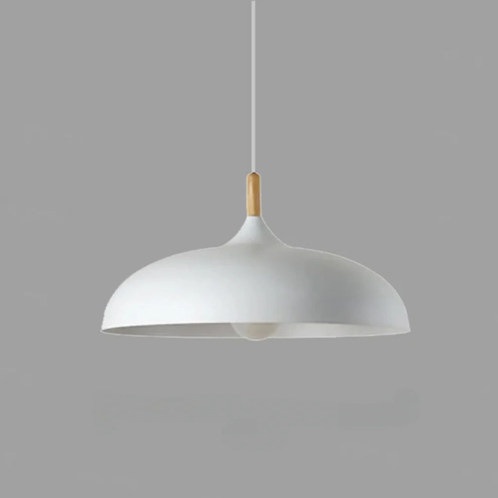 Wisząca lampa z drewna i aluminium