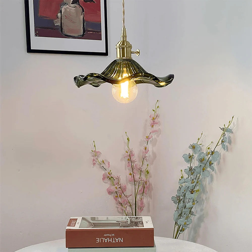 Szklana Lampa Wisząca z Kloszem w Kształcie Kwiatu