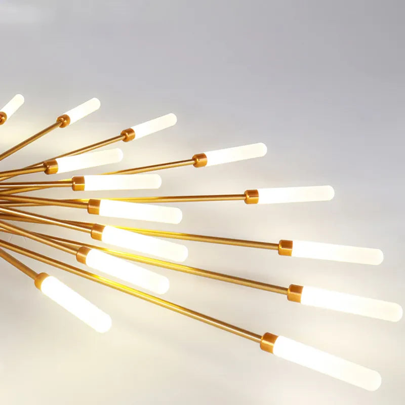 Duża lampa sufitowa o promiennym designie