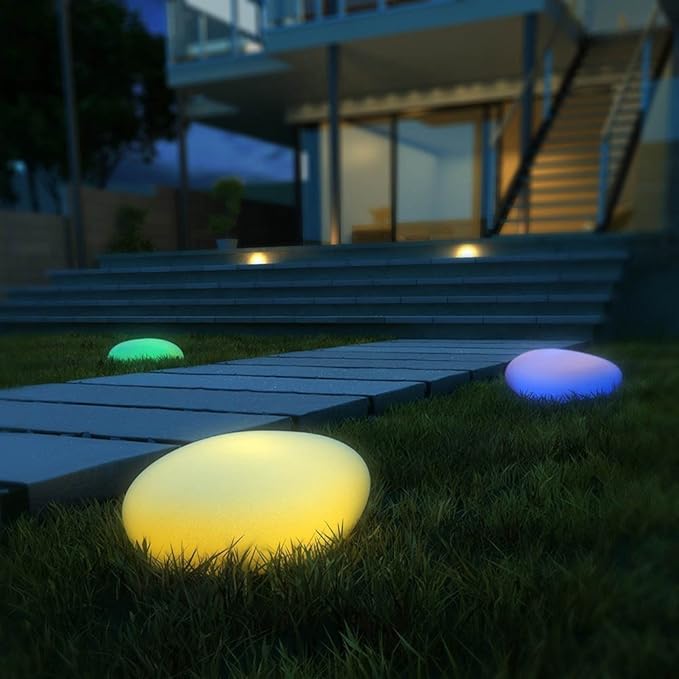 Lampa ogrodowa w formie kamienia z oświetleniem LED