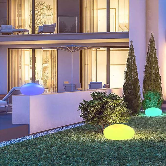 Lampa ogrodowa w formie kamienia z oświetleniem LED