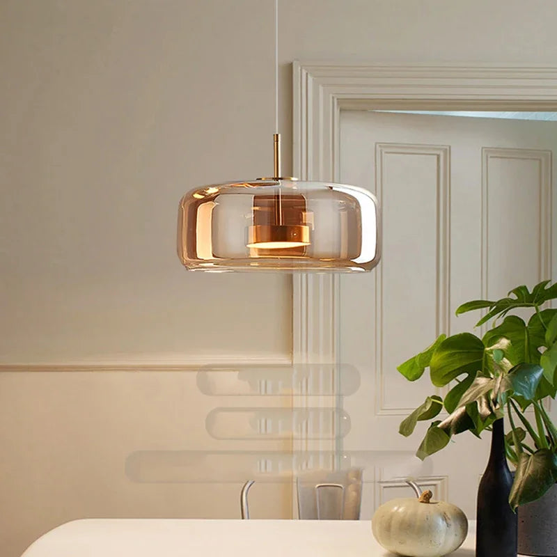 Szklana lampa sufitowa z okrągłym kloszem