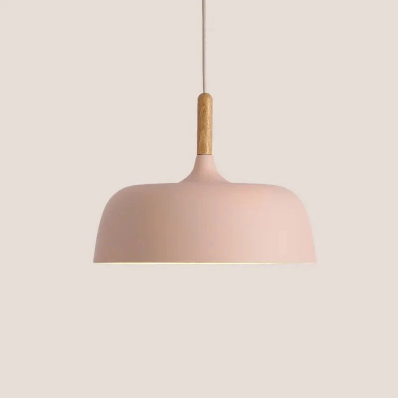 Lampa wisząca w stylu skandynawskim o nowoczesnym wyglądzie