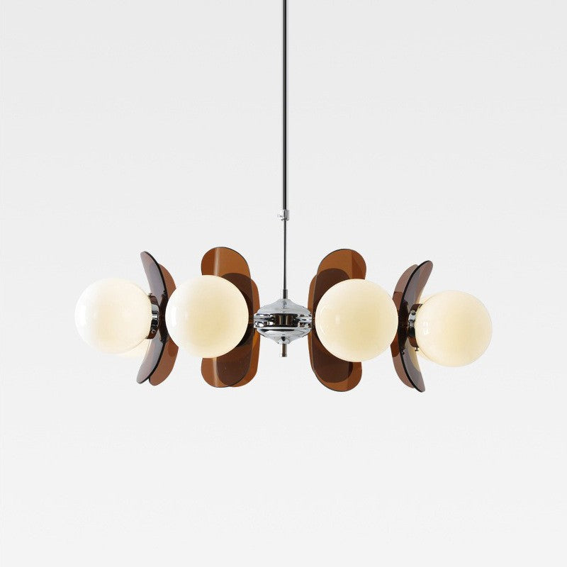 Lampa wisząca z kulami szklanymi i detalami akrylowymi