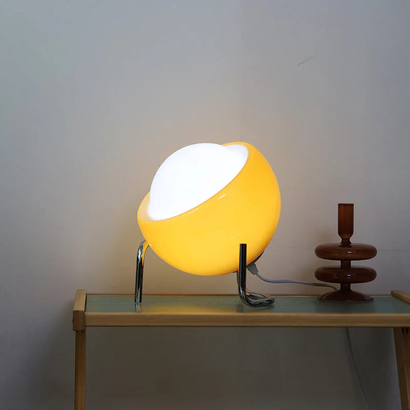 Designerska lampa stołowa z kamieniem szklanym