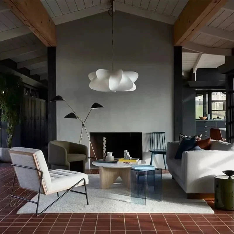 Lampa wisząca o organicznym kształcie