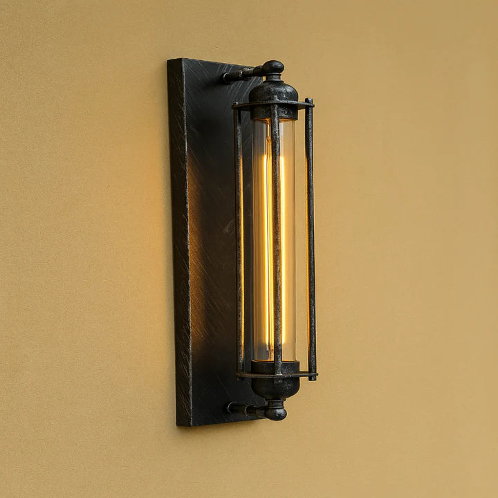 Lampa Ścienna w Stylu Industrialnym
