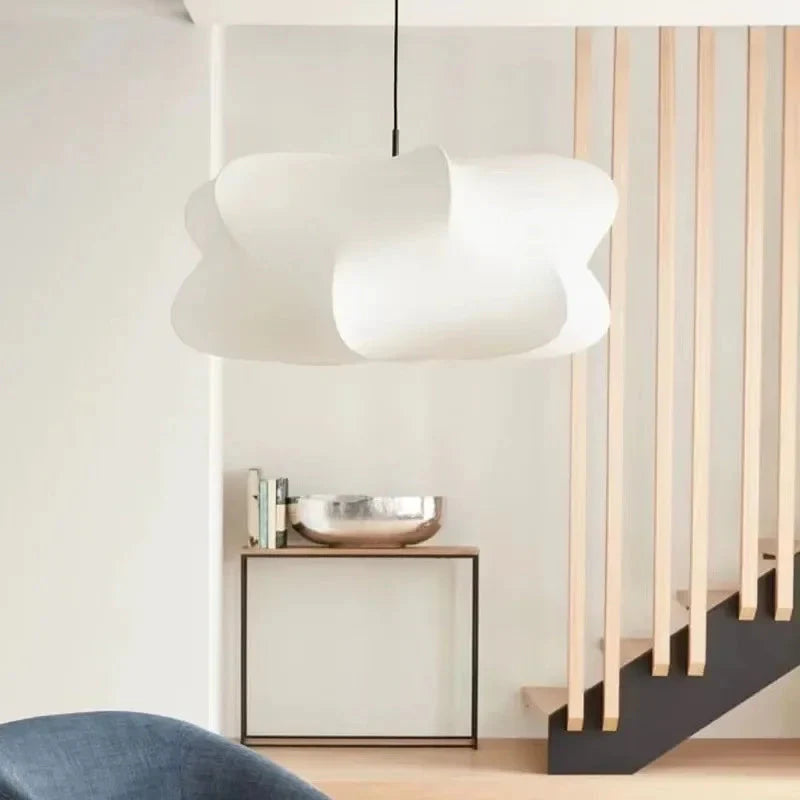 Lampa wisząca o organicznym kształcie