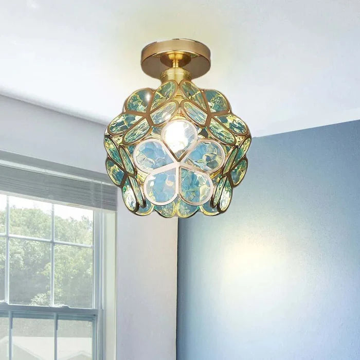 Szklana Lampa Sufitowa w Stylu Kwiatowym
