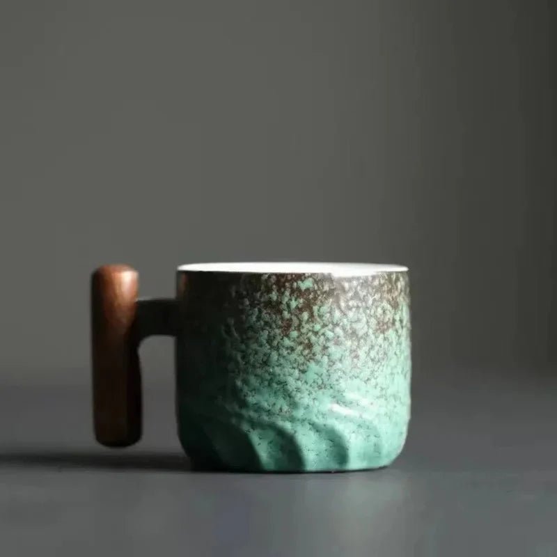 Kubek Ceramiczny z Drewnianym Uchem - C