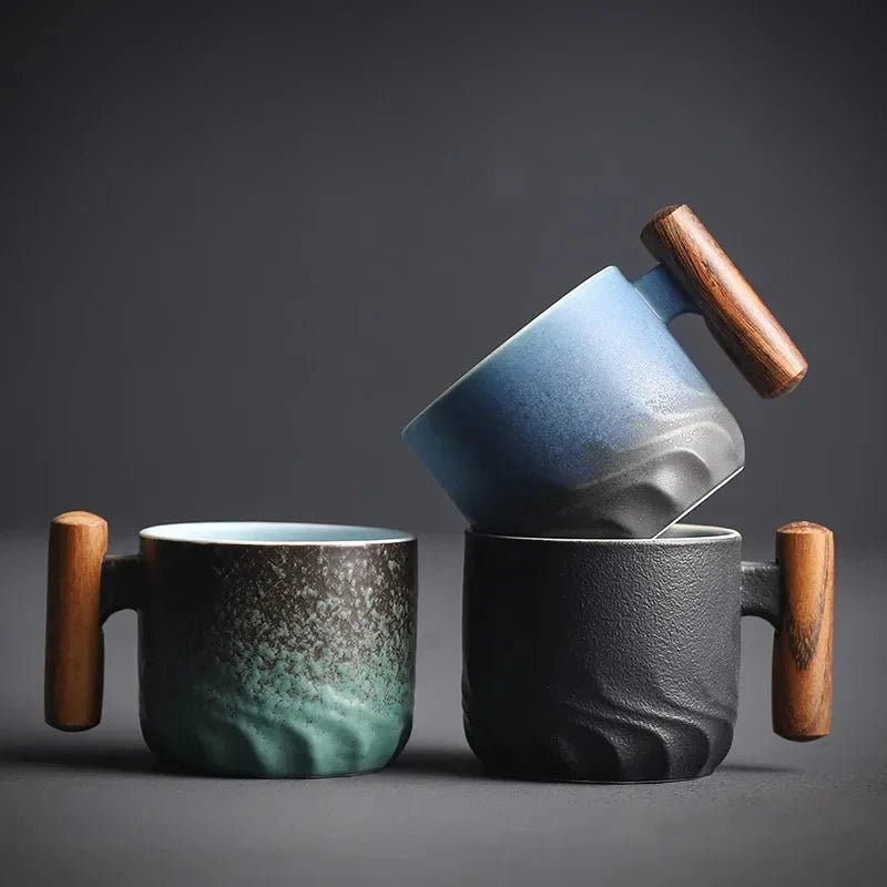 Kubek Ceramiczny z Drewnianym Uchem - C