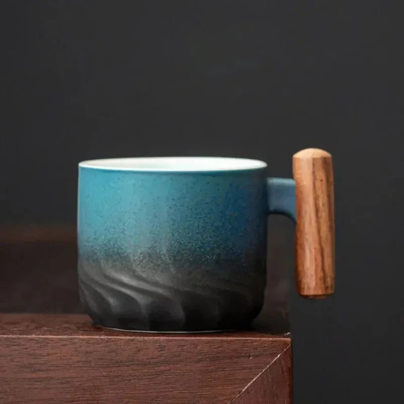 Kubek Ceramiczny z Drewnianym Uchem - C