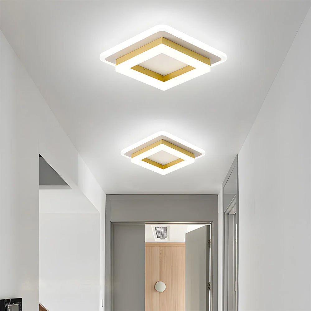 Kwadratowa lampa sufitowa z wbudowanym modułem LED - Złoty