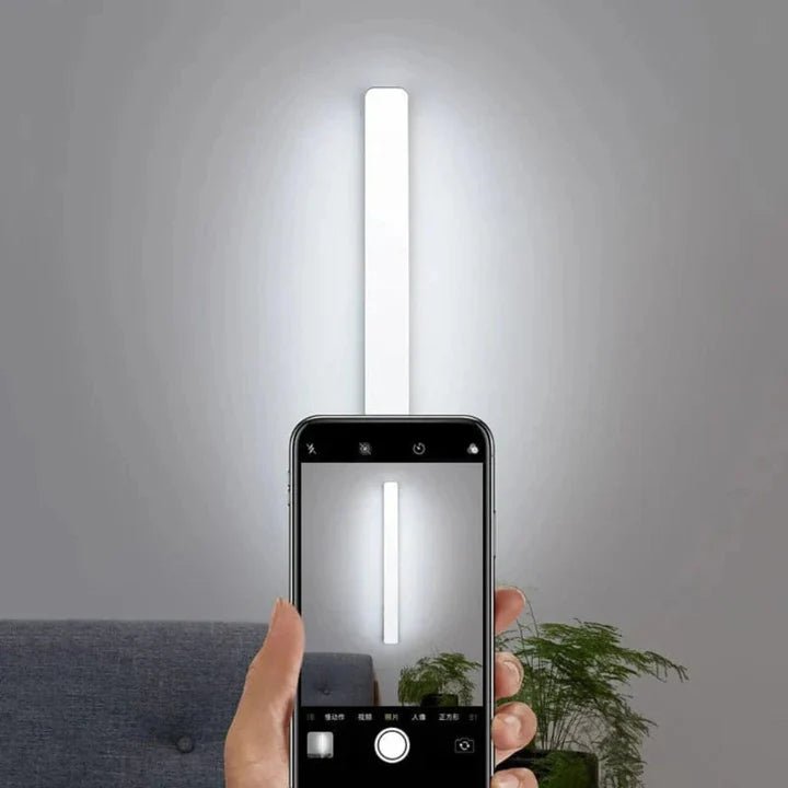 Lampa nad lustro o nowoczesnym montażu ściennym - Zimna biel
