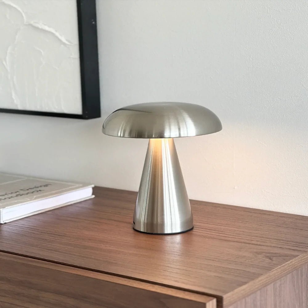 Lampa Stołowa w Stylu Retro z Nowoczesnym LED - Złoty