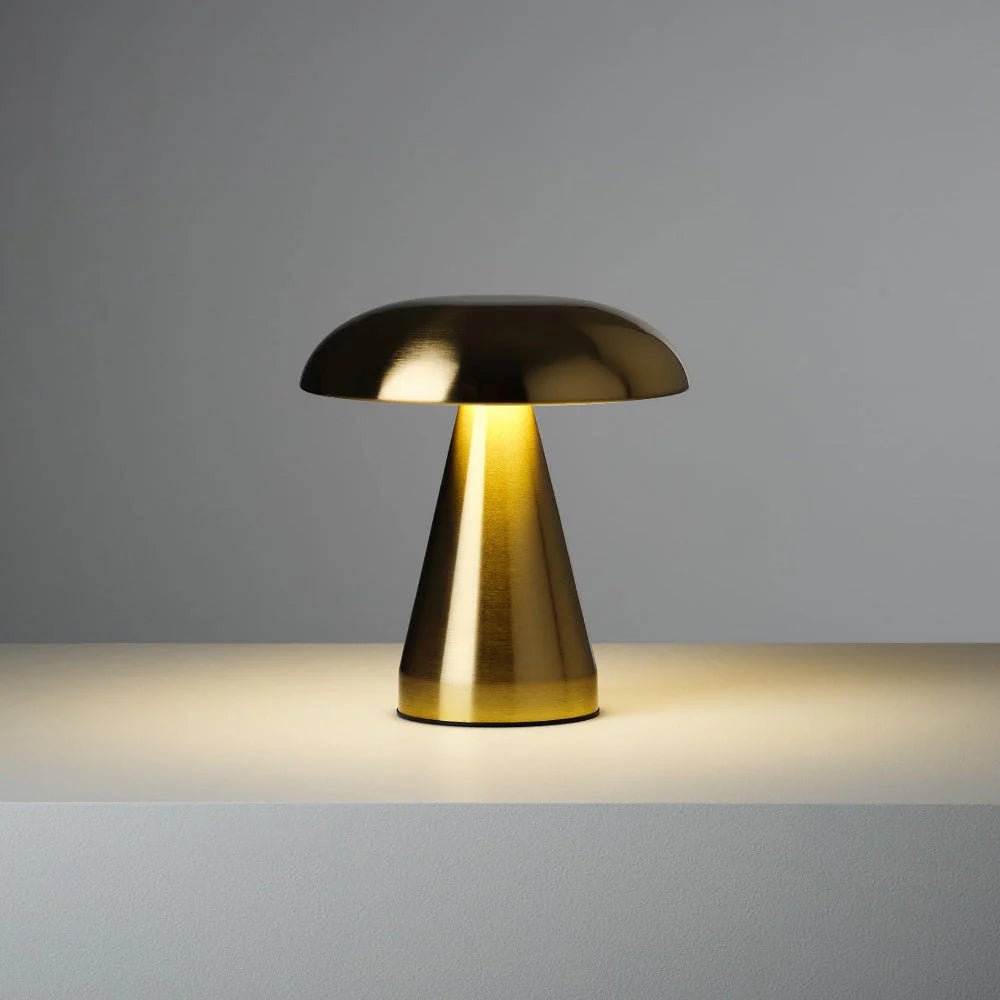 Lampa Stołowa w Stylu Retro z Nowoczesnym LED - Złoty