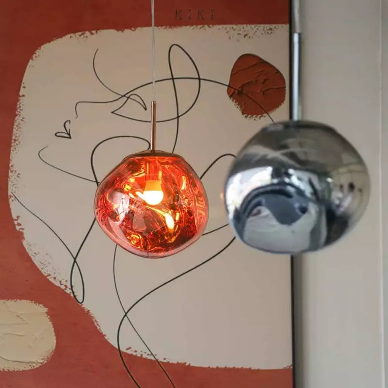 Lampa Wisząca ze Szkła o Organicznej Formie