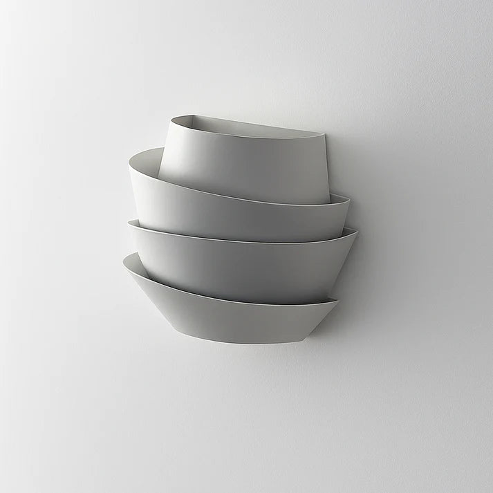 Metalowy kinkiet z podwójnym źródłem światła - 