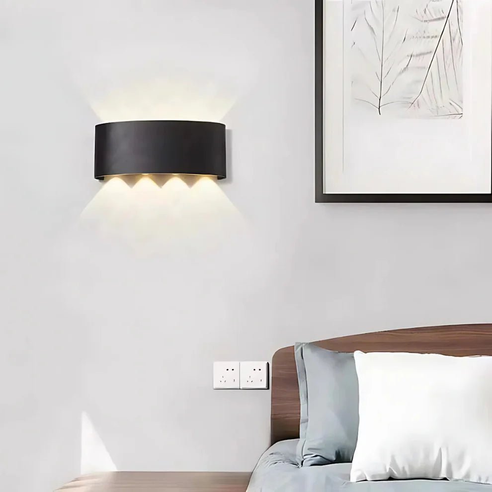 Nowoczesna lampa ścienna LED do wnętrz i na zewnątrz – odporna na wodę i stylowa - 8W (22cm)