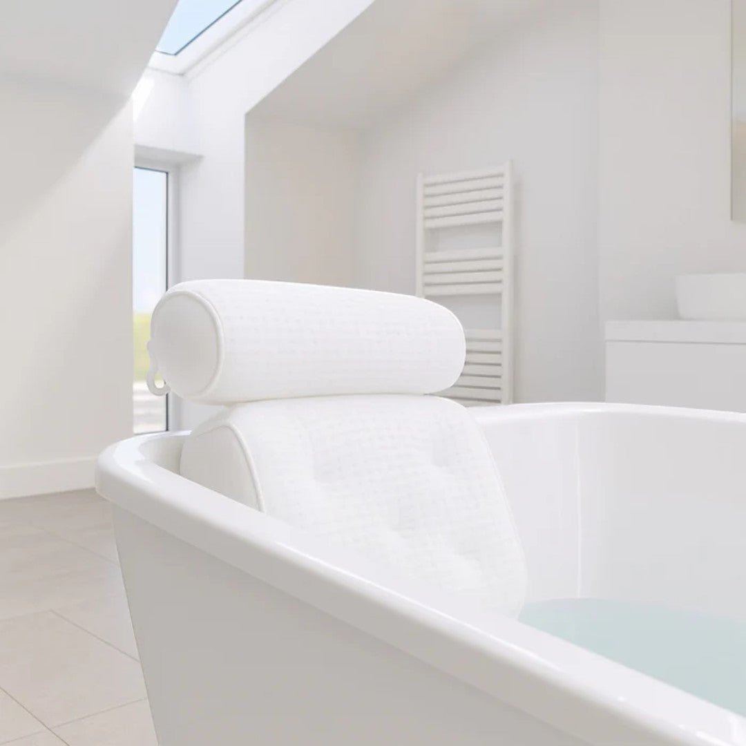 Poduszka do wanny z piankowym wypełnieniem i pokryciem z siatki 3D - Biały