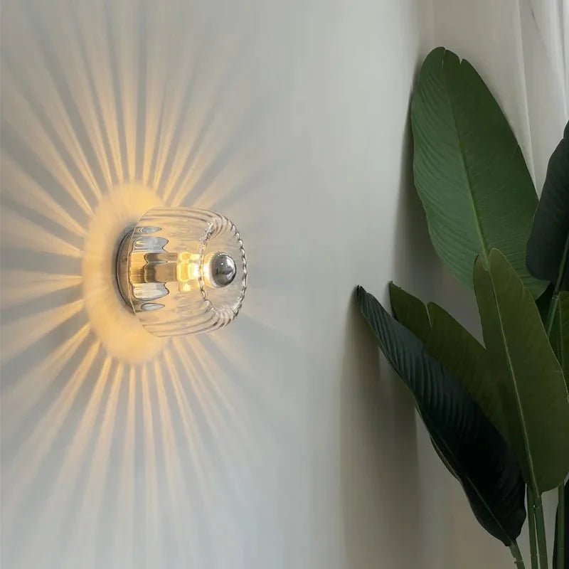 Szklana Lampa Ścienna – Styl Skandynawski - Srebrna